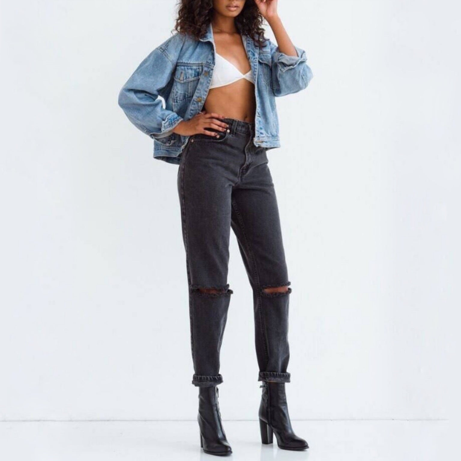 Made To Order Black Vintage High Waisted Busted Knee Levis Jeans