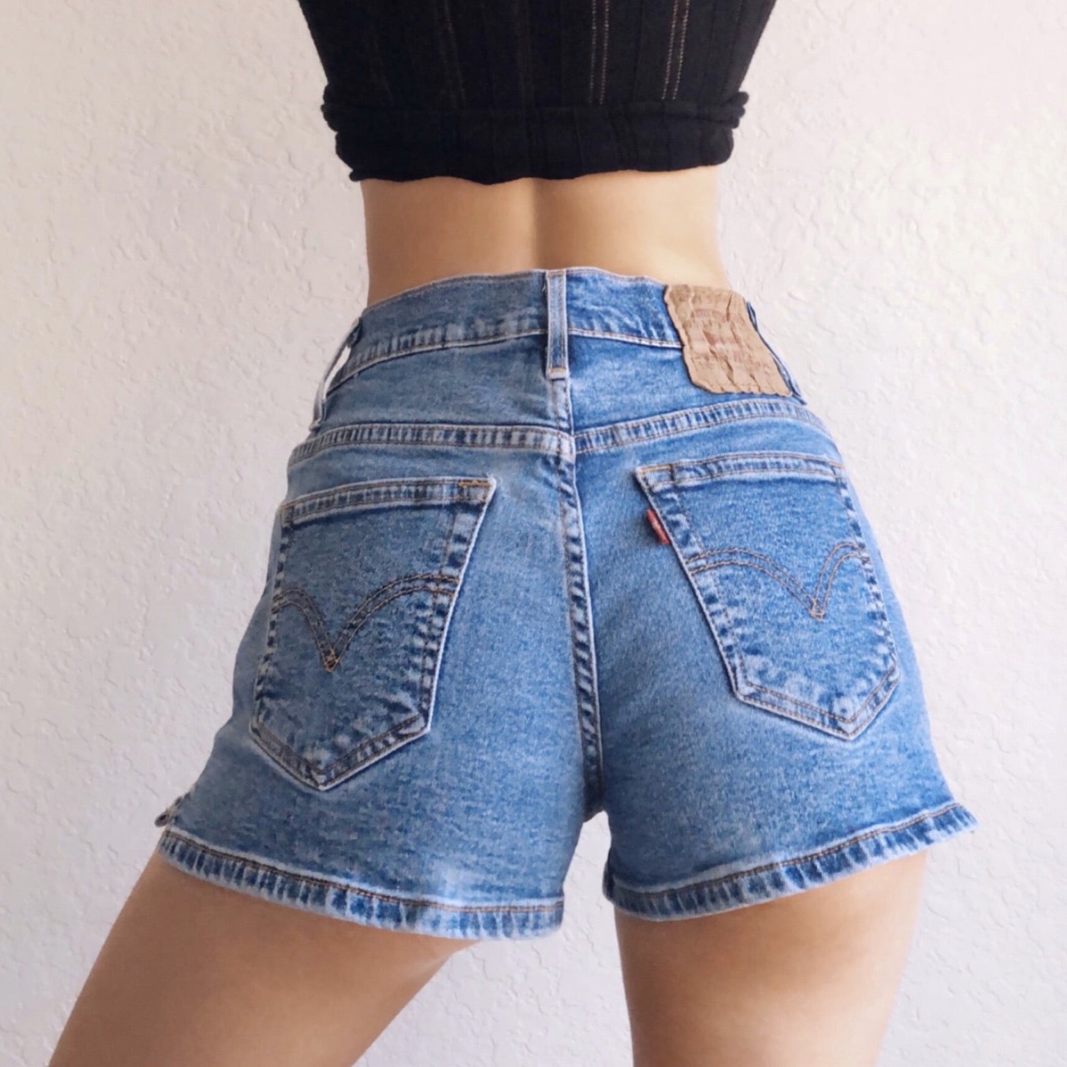90's Mid Rise Vintage Levis Shorts