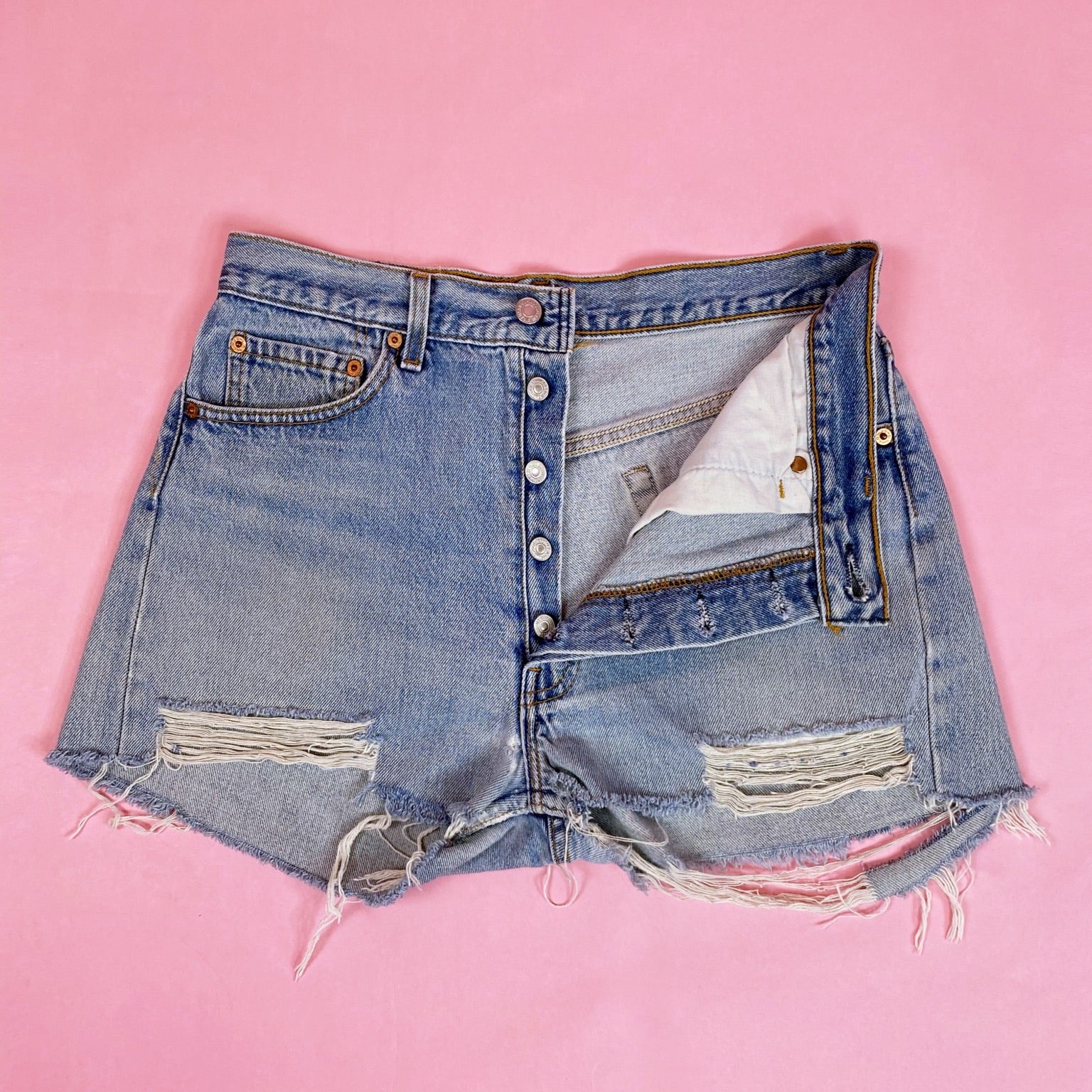 501 Vintage Distressed Levis Shorts Size 34 Waist 32